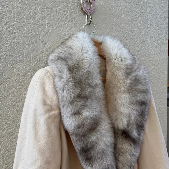 Vintage 1980's 100% Pure Wool Cream Fur Collar Long Coat - Picture 2 of 8